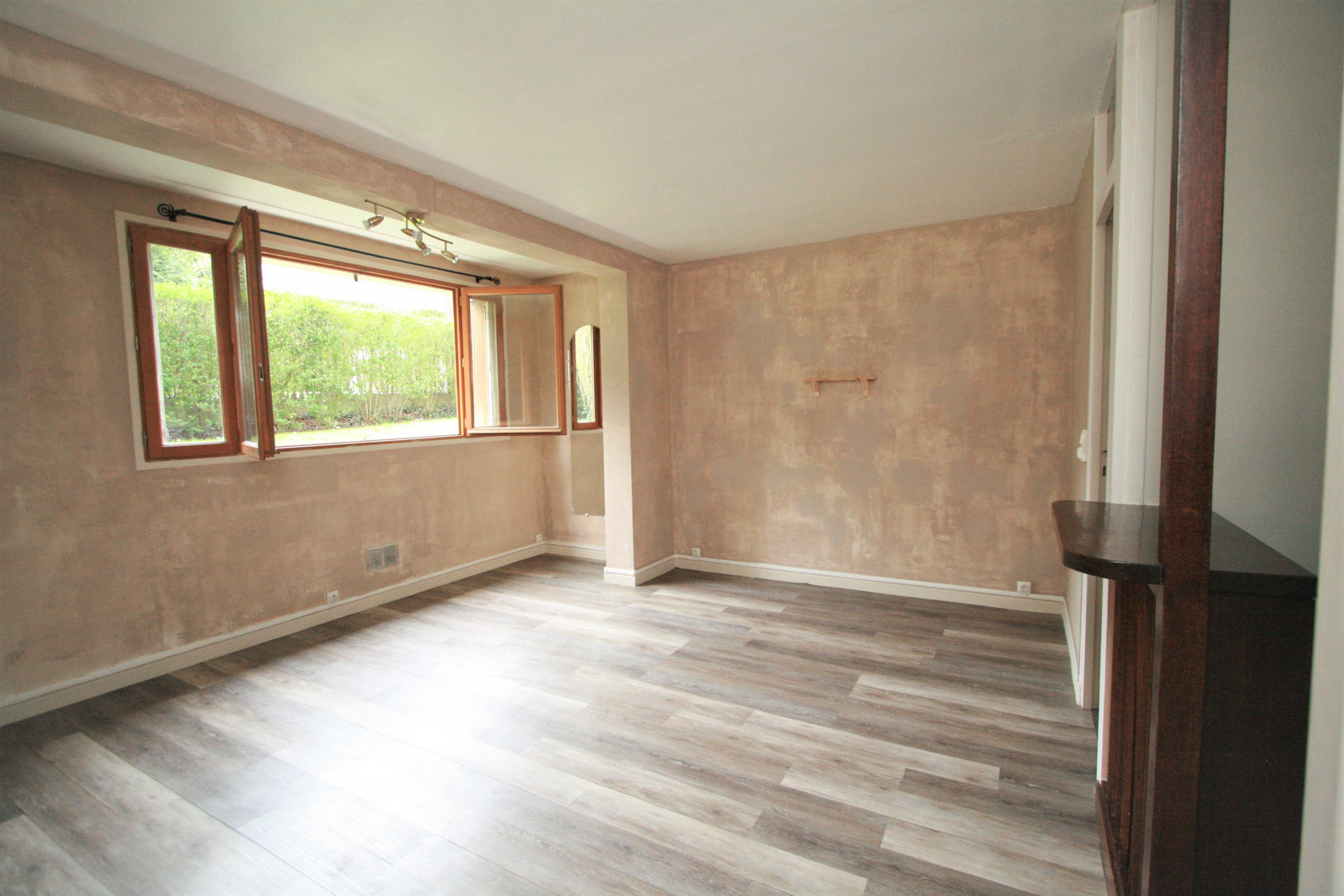 Vente Appartement 25m² 1 Pièce à Ville-d'Avray (92410) - Lmht Immobilier